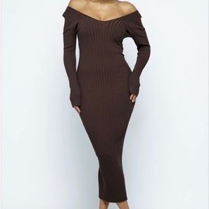 Brown long sleeve maxi dress